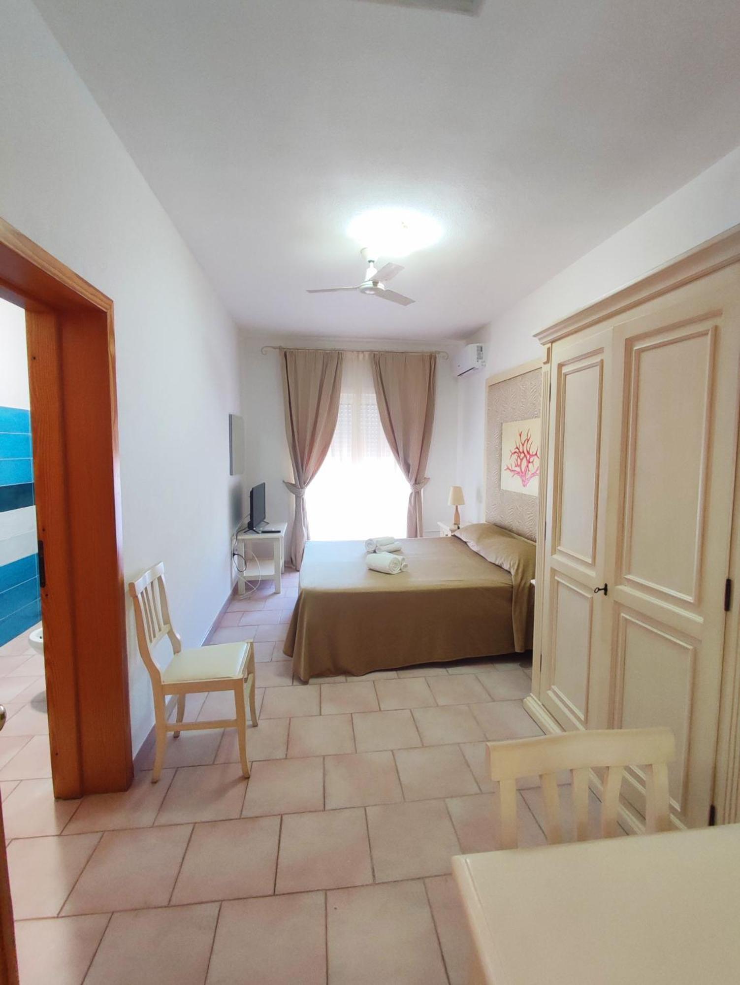 A.I.R. Hotel Gabbiano อิโซลา โรสซา ภายนอก รูปภาพ